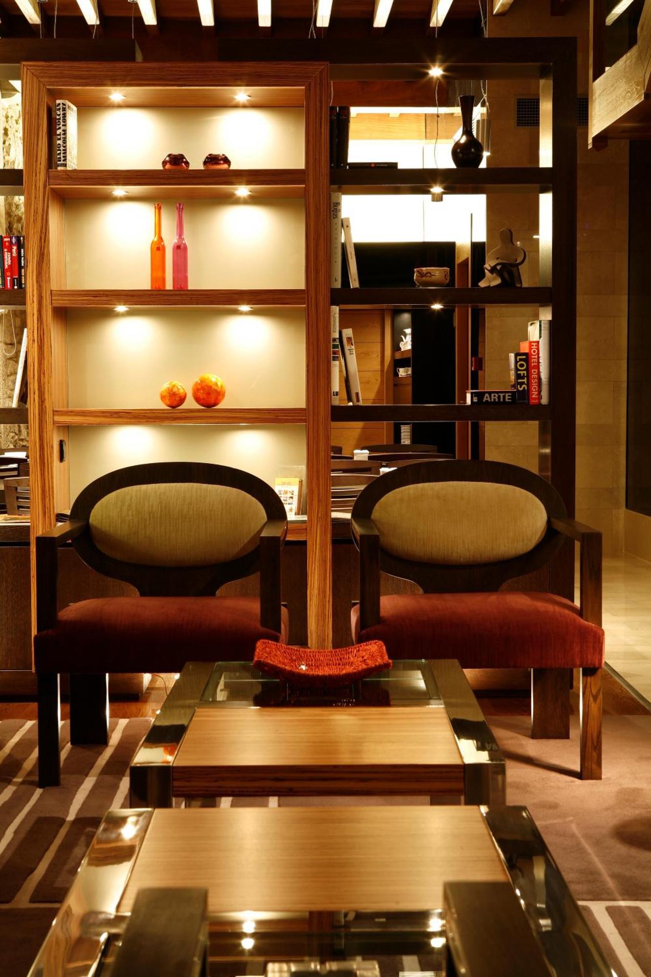 Hotel Altair ซานติอาโก เด กอมโปสเตลา ภายนอก รูปภาพ