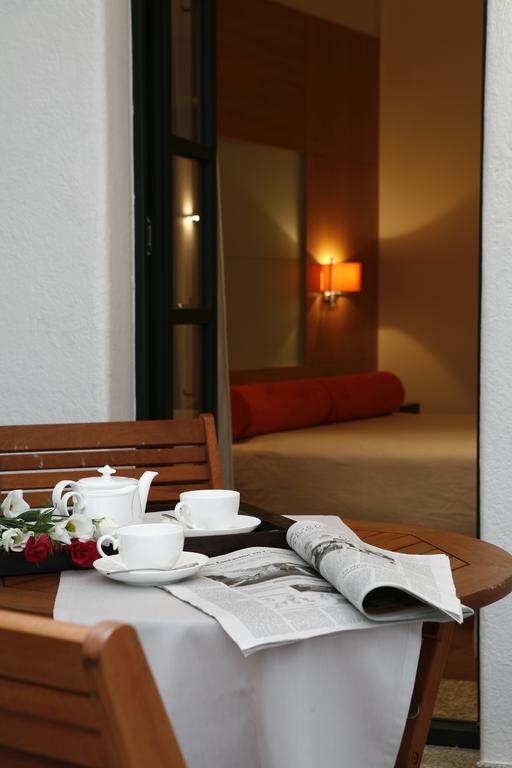 Hotel Altair ซานติอาโก เด กอมโปสเตลา ภายนอก รูปภาพ